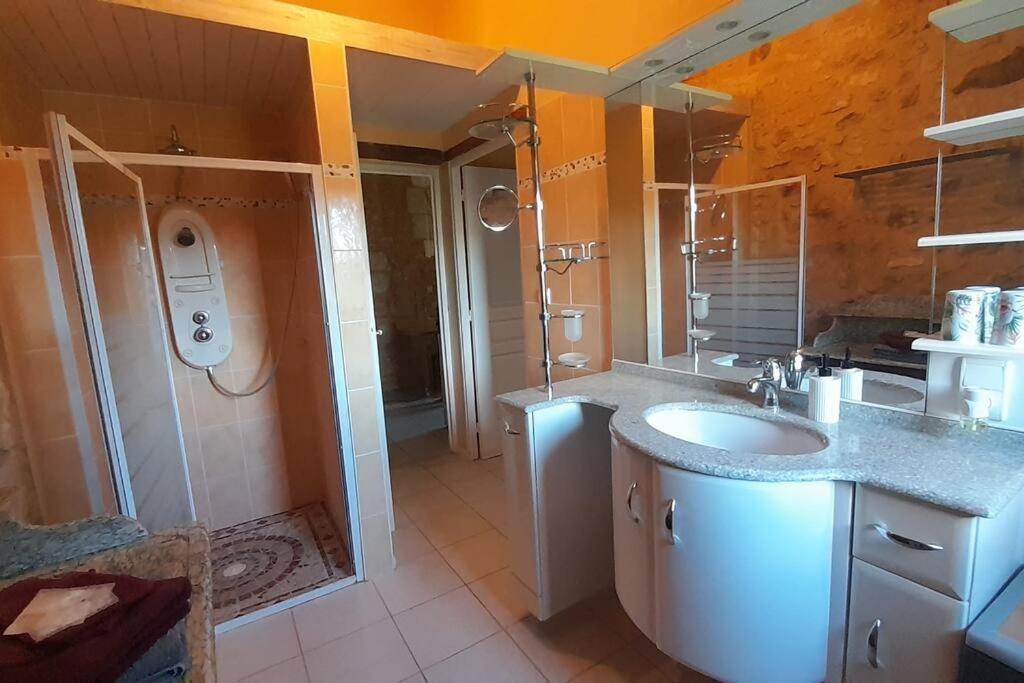 Gite Lot'Ivier Piscine Nature Lot Montayral Ngoại thất bức ảnh